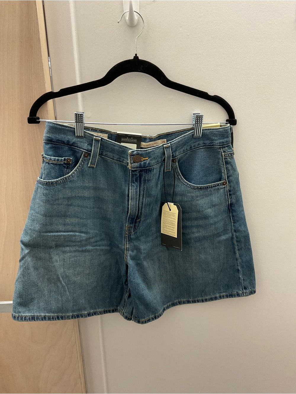 Levi's High Baggy Shorts Size 29